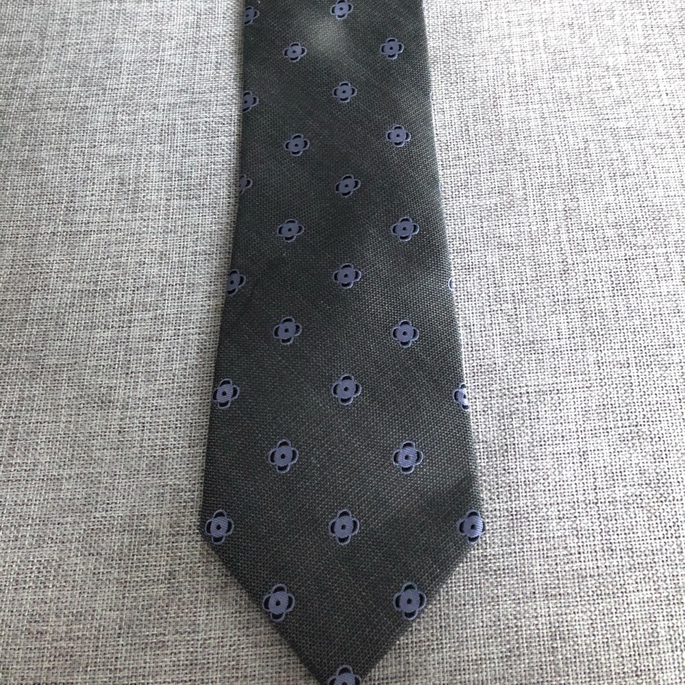 Michael Kors Grey and Lilac Mens Silk Tie